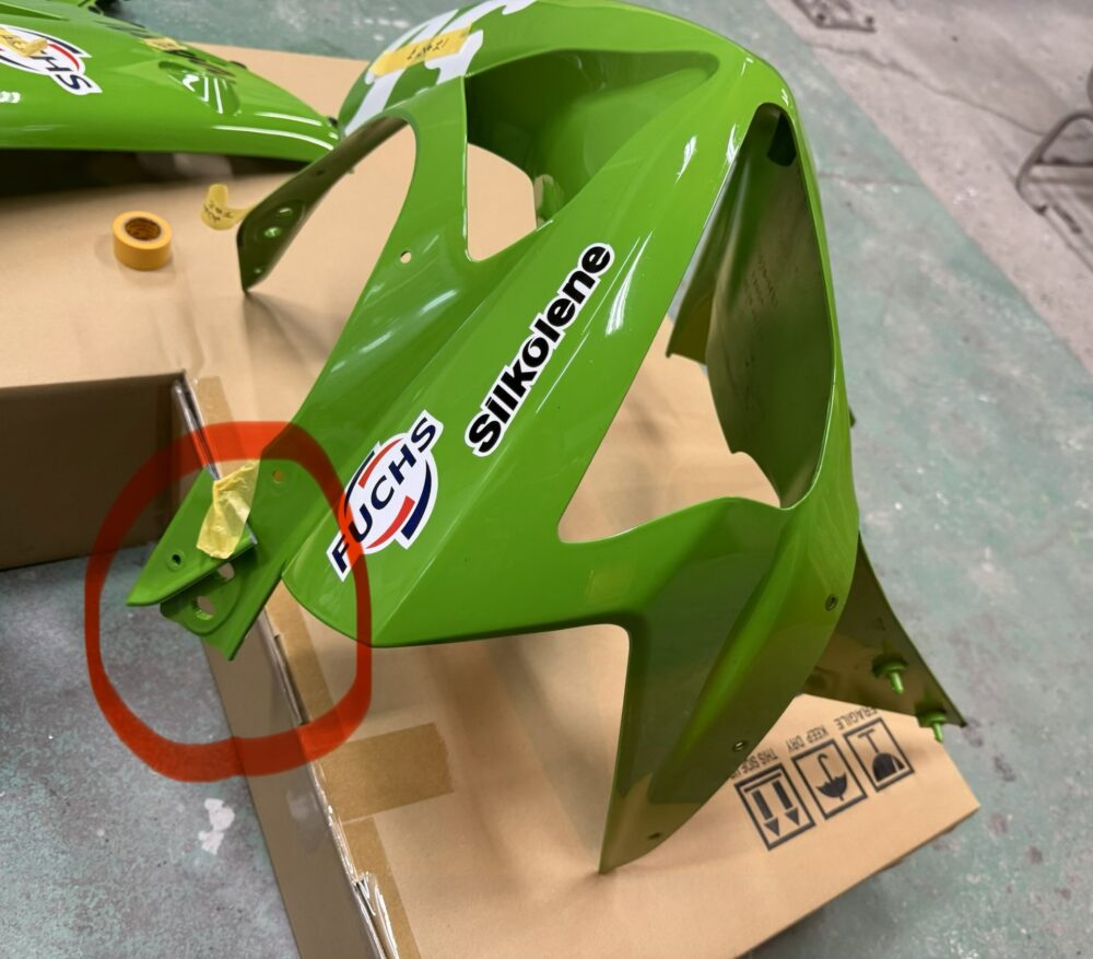 🔸kawasaki NINJA カウル修理🔸 | 太田、桐生、佐野の方もご用達！足利